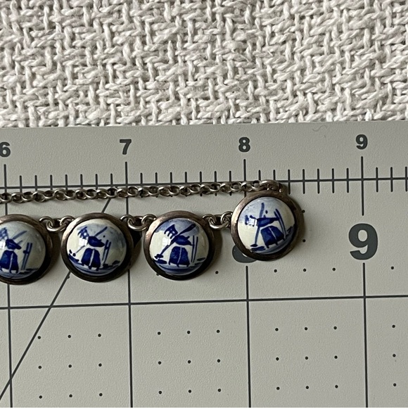 Vtg Five Pendant Charms Enamel Dutch Holland Windmill Silver Tone 16" Necklace - Picture 9 of 12